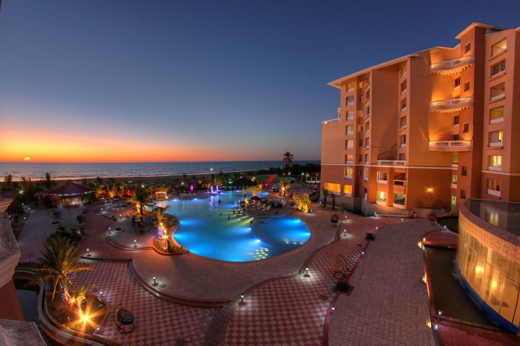 Royal Tulip Sea Pearl Beach Resort & Spa 콕스 바자르 외부 사진